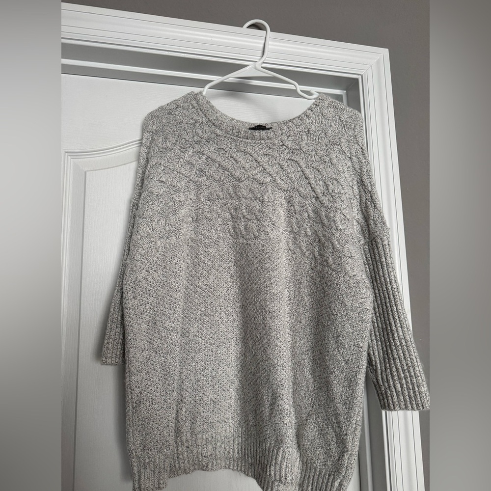 The Limited Gray Women's Knit Sweater